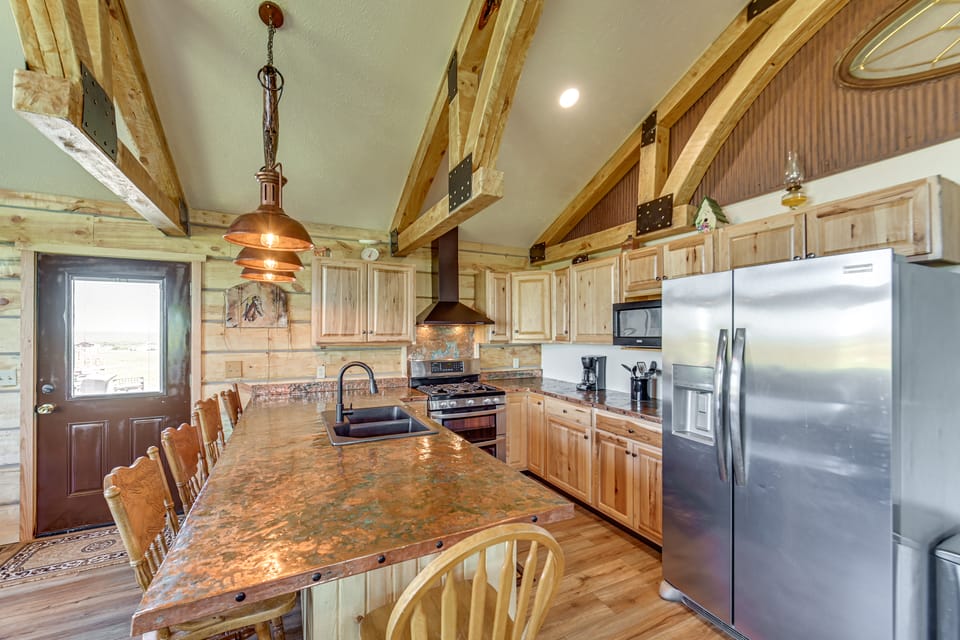 10 Mi to Cooney State Park: Mtn-View Montana Haven House in Montana