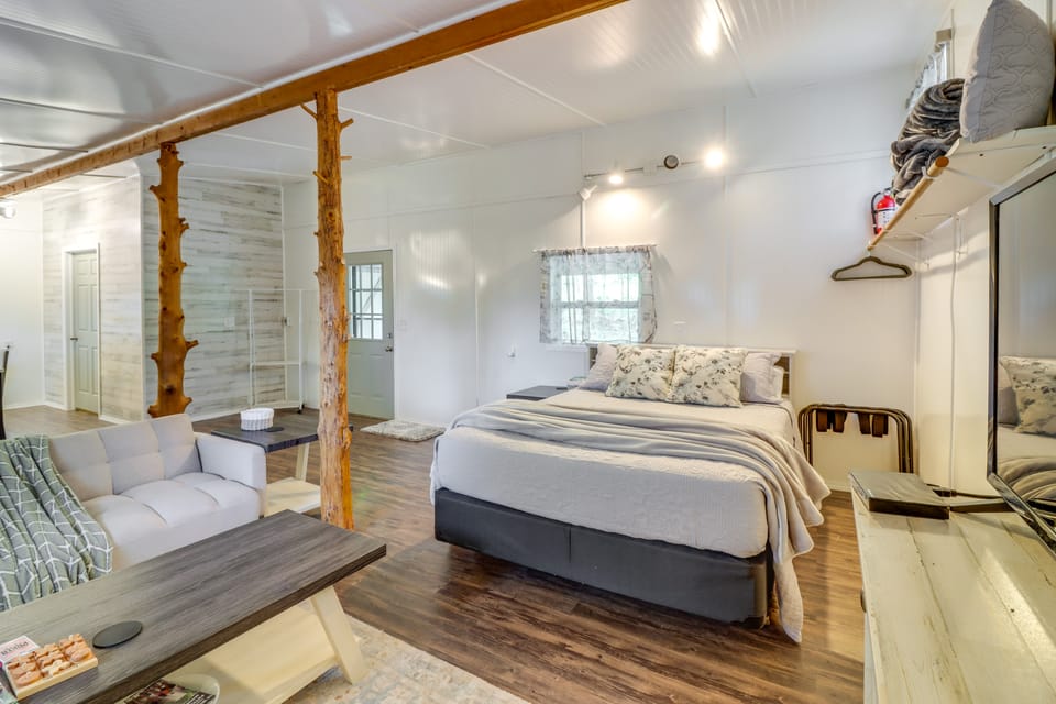 Ozark Escapes Cabin! Serene Forest & Mtn Setting Apartment in Buffalo River