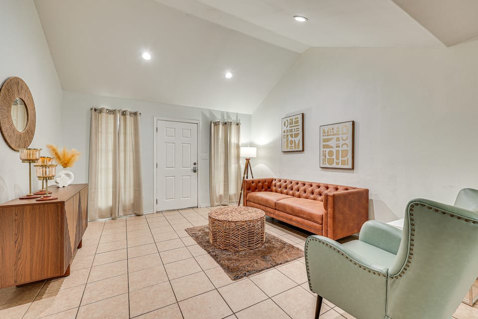 4 Mi to Dtwn Brownsville: Family Home w/ Yard! House in Brownsville