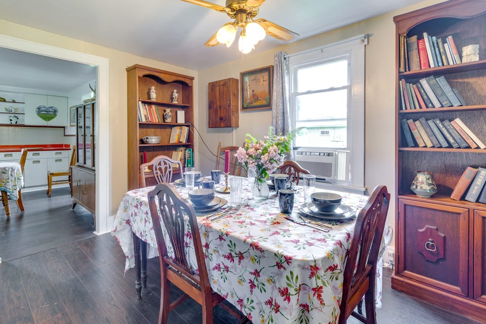 'Chucker Chalet' - Hunter’s Haven in Houtzdale! House in Allegheny River