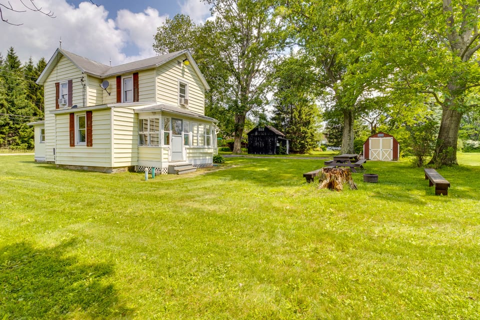 'Chucker Chalet' - Hunter’s Haven in Houtzdale! House in Allegheny River