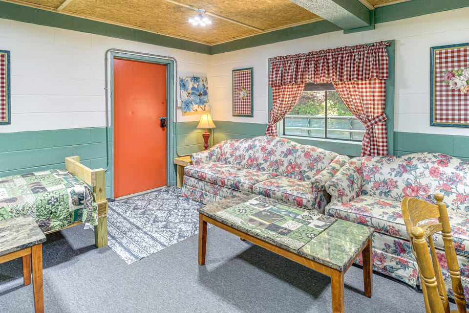 ATV Escape Near Hatfield-McCoy Trails in Matewan! Apartment in West Virginia