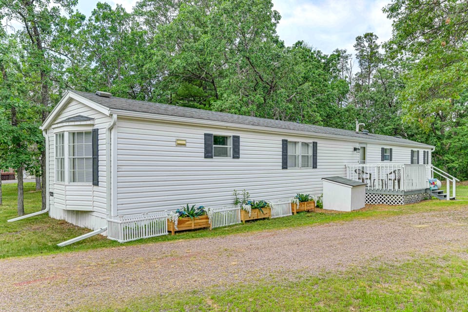 Sand Valley Golf Home w/ Association Pool House in Petenwell Lake