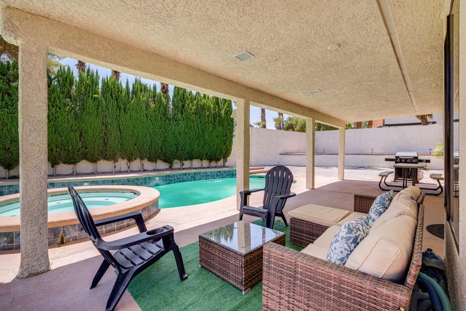 6 Mi to Las Vegas Strip: Home w/ Pool & Patio! House in Paradise