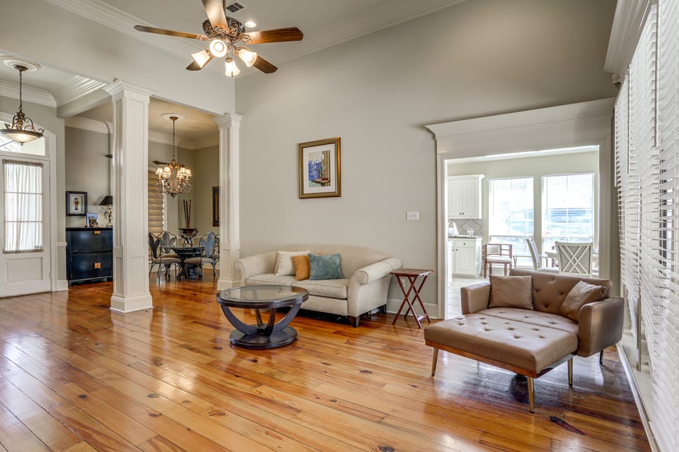 Easy Access to I-10: Prairieville Extended Stay House in Louisiana
