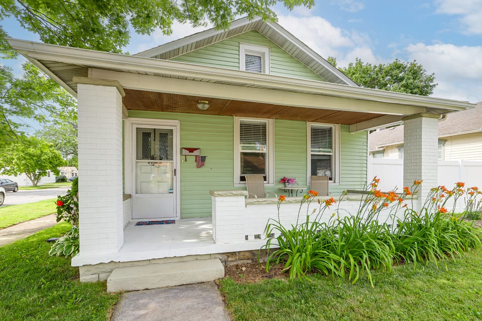 1 Mi to Water & Dtwn: Lake Erie Family Getaway House in Sandusky
