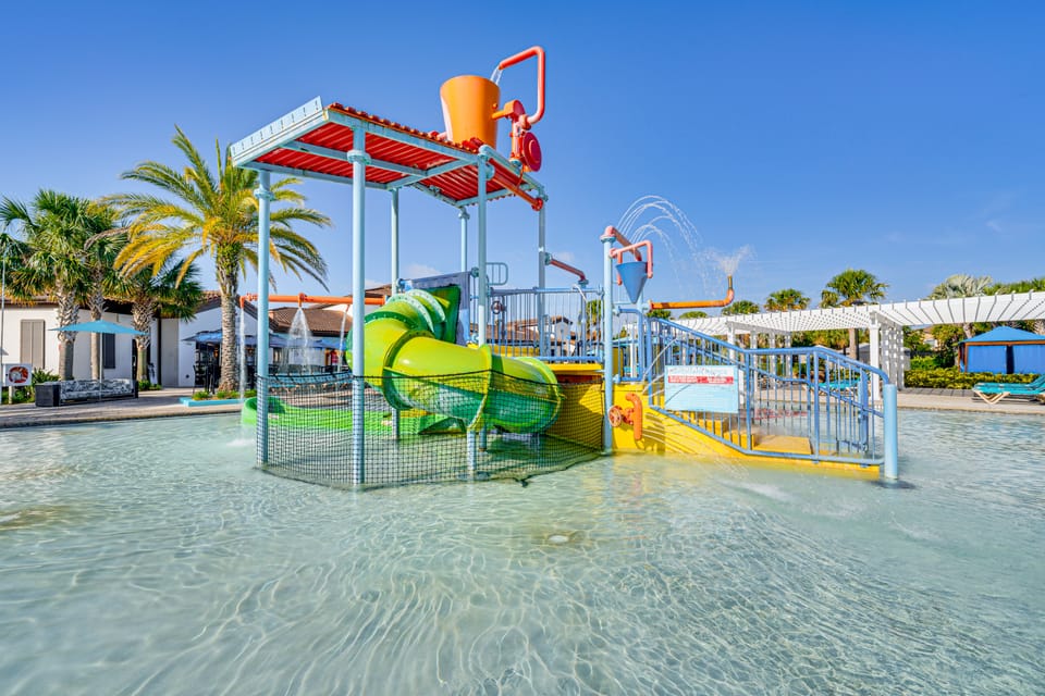 Pool & Lazy River: Windsor House 9 Mi to Disney! House in Four Corners