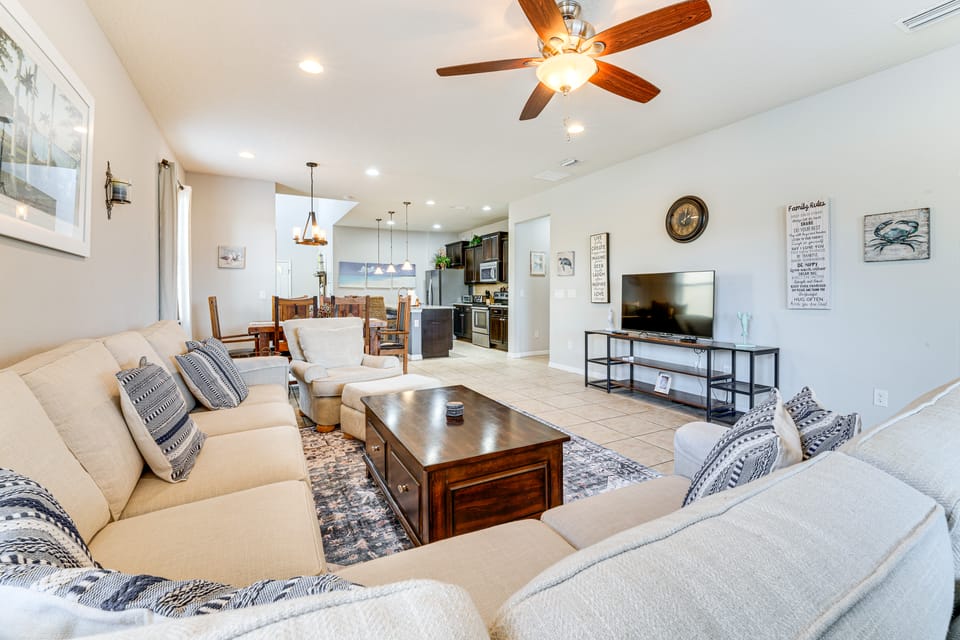 Pool, Game Room & More! Resort Home 9 Mi to Disney House in Osceola County