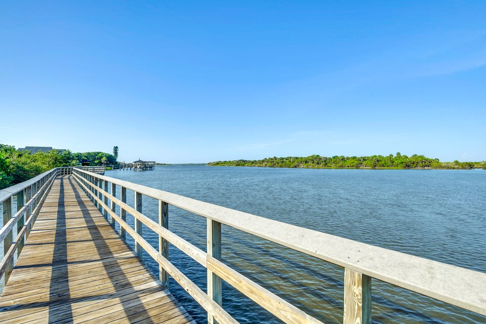 Walk to Shore + Pier: Family Home in Ormond Beach House in Florida