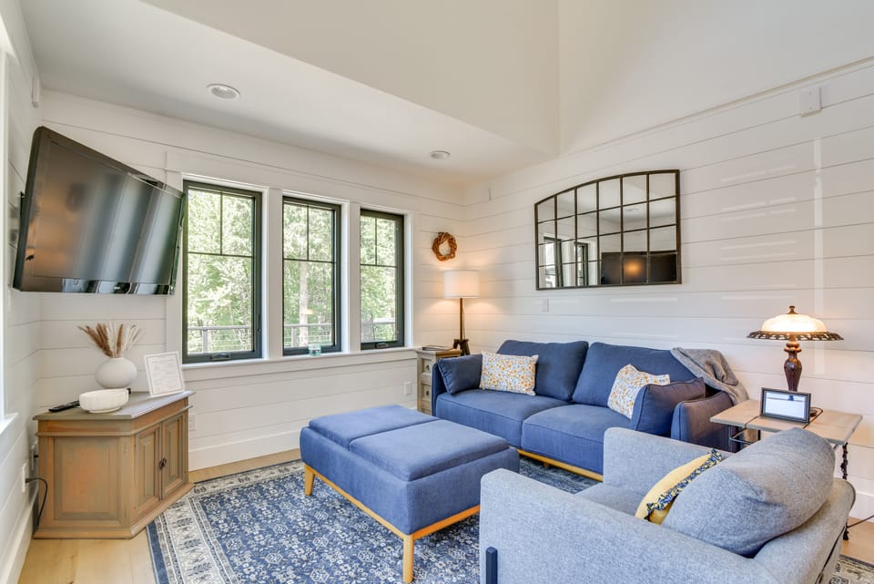 Oregon Wine Country Retreat: Sip & Dine Outside Cottage in Willamette Valley