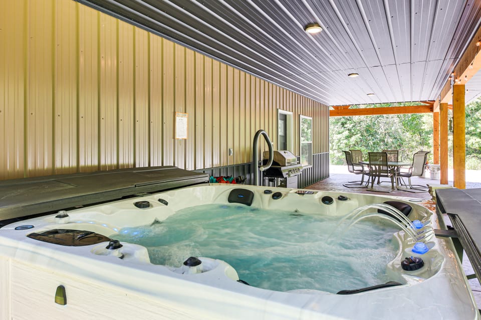 Relax, Reconnect & Explore: Modern Idaho House! House in Idaho