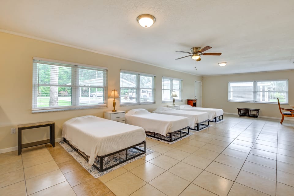 Home 3 Mi to Homosassa Springs Wildlife State Park House in Florida