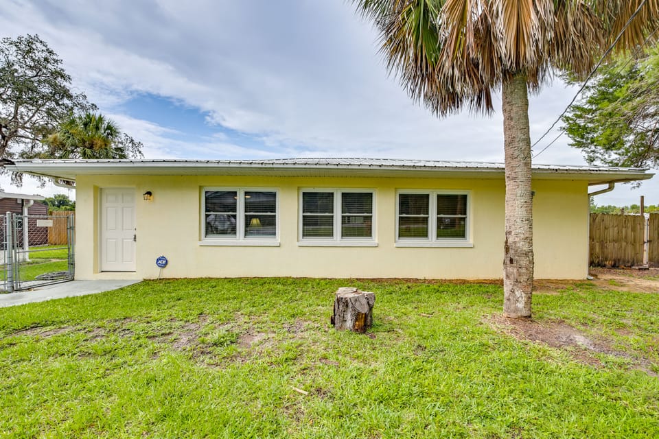Home 3 Mi to Homosassa Springs Wildlife State Park House in Florida