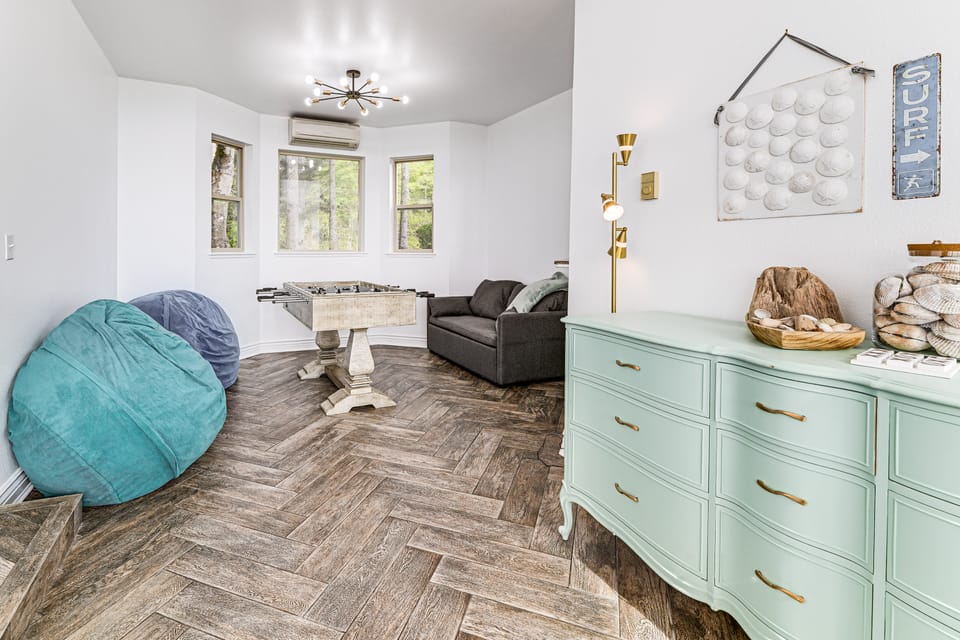 3-Acre Property: Beachfront Home in Smith River! House in Oregon