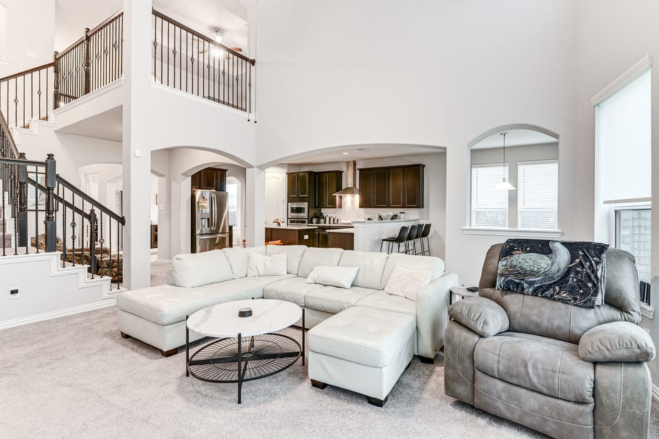 Grand Family Home w/ Patio & Fenced Yard in Arcola House in Pearland