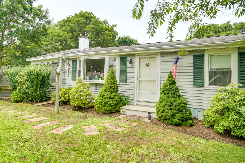 Walk to Haigis Beach: Family Home w/ Fire Pit! House in Dennis Port