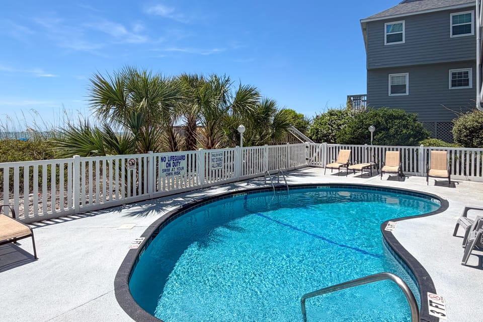 Beachfront Oasis w/ Pool Access in Surfside Beach! Apartment in Surfside Beach