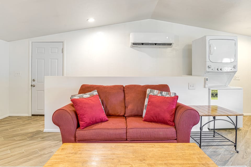 1 Mi to Tennyson St Shops & Eats: Laid-Back Apt Apartment in Wheat Ridge