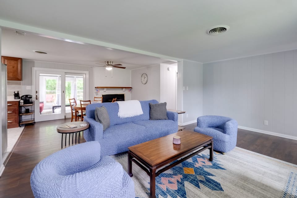 Fish, Relax & Enjoy Lake Views: Colonial Beach Gem House in Maryland