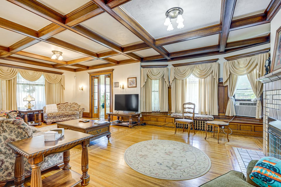 Spacious Home 2 Mi to Seneca Allegany Casino! House in Cattaraugus