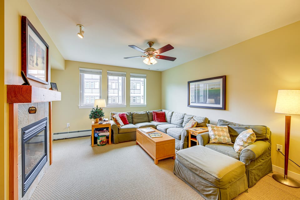 100 Steps to Gondola: Cozy Winter Park Condo! Apartment in Winter Park