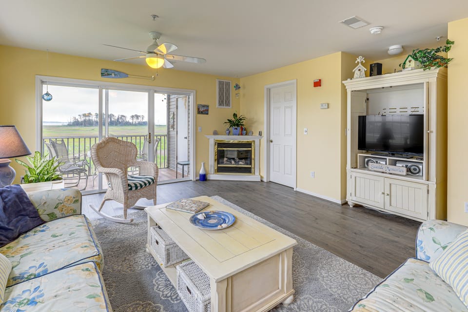 Swim, Boat & Explore: Marsh-Front Gem in Delaware! Apartment in Sussex County