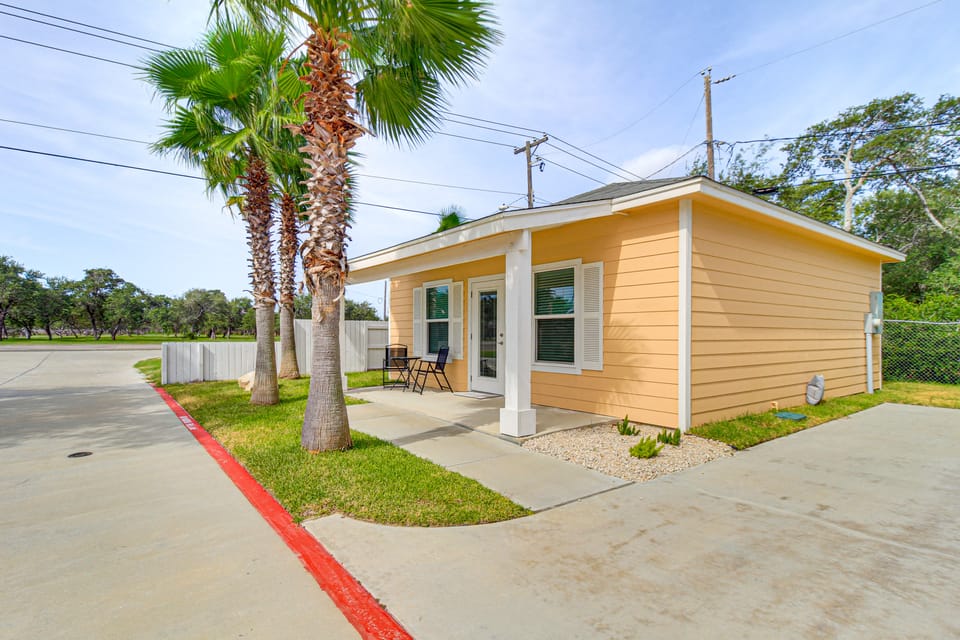 Fish & Swim On-Site: Resort Retreat in Rockport! Apartment in Rockport