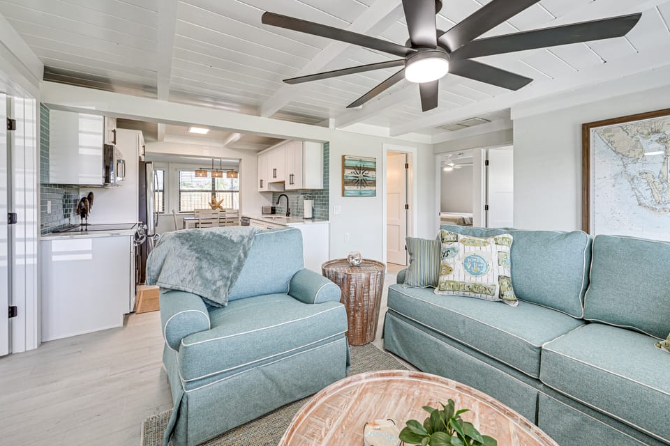 Steps to Englewood Beach: Home w/ Outdoor Oasis! House in Manasota Key