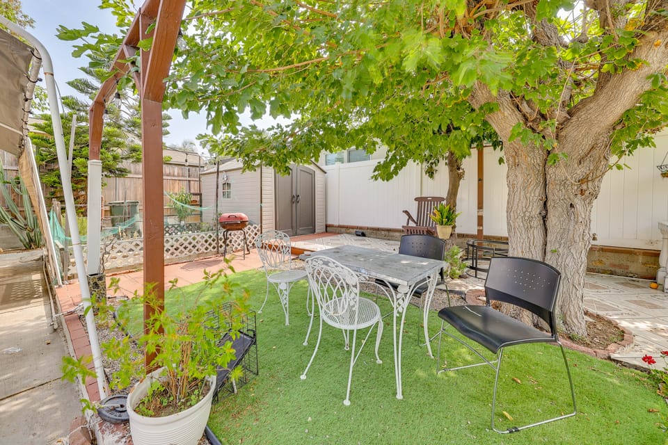 Fullerton Home Base: Easy Access to Dtwn + CSUF! Apartment in Fullerton