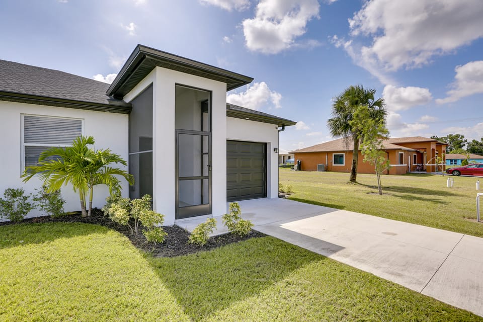 Lehigh Acres Family Getaway w/ Lanai + Golf Nearby House in Gateway