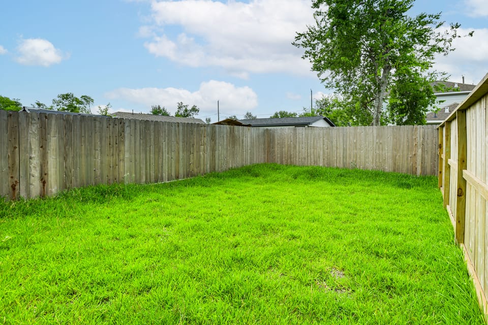 Modern Home w/ Private Yard in Northeast H-Town! House in Houston
