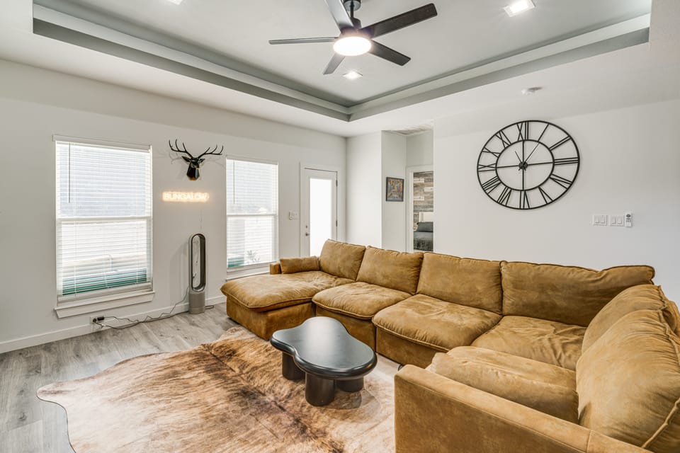 3 Mi to Dtwn: Dallas Getaway w/ Game Area! House in Dallas