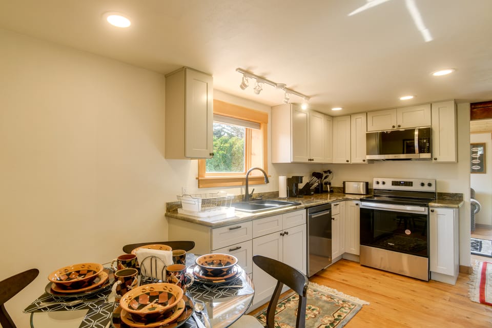 Ski & Soak: Gem 7 Mi to Kelly Canyon Ski Resort House in Idaho