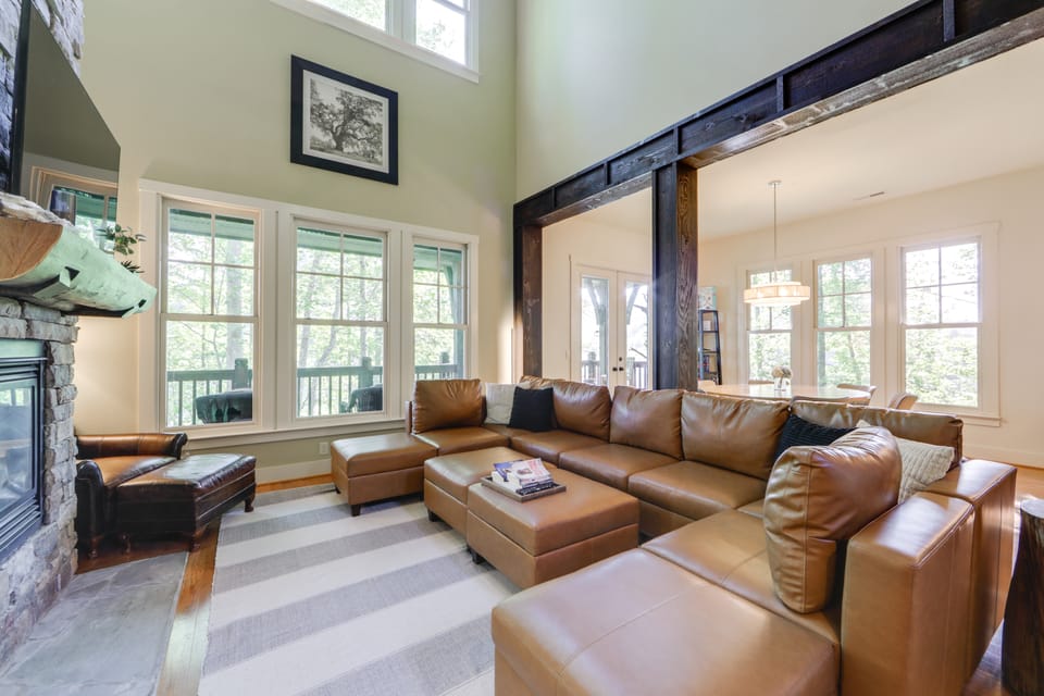 Community Perks, Walk to Beach: Tuckasegee Condo Apartment in Tennessee