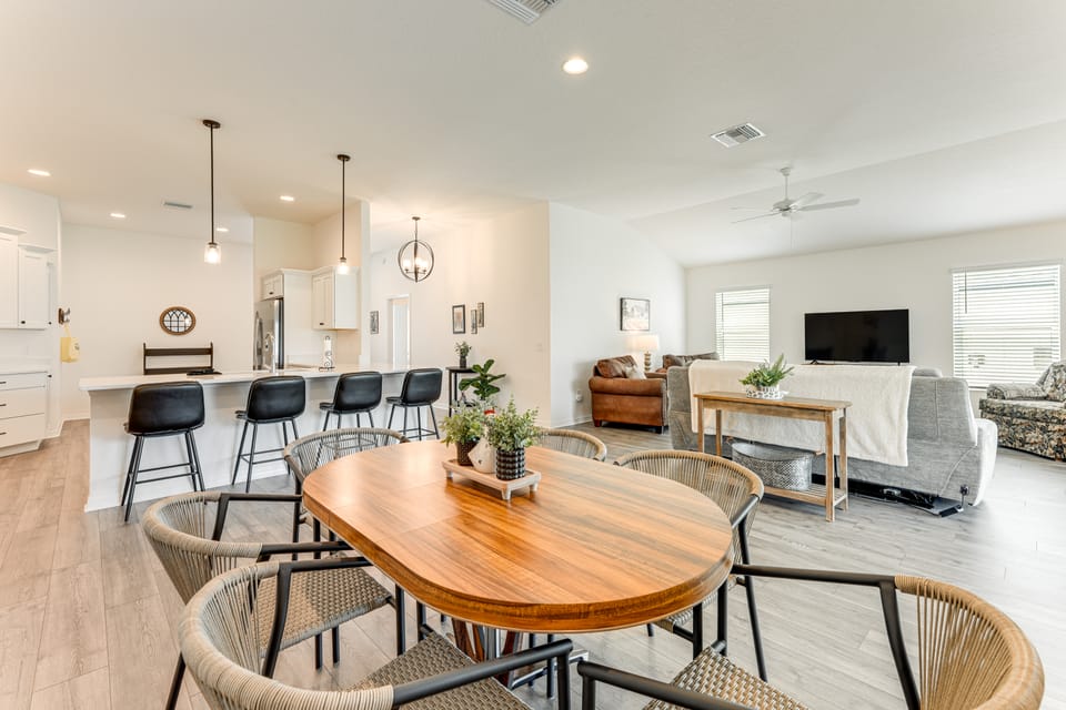 New Designer Home in The Villages: Shady Brook House in Wildwood