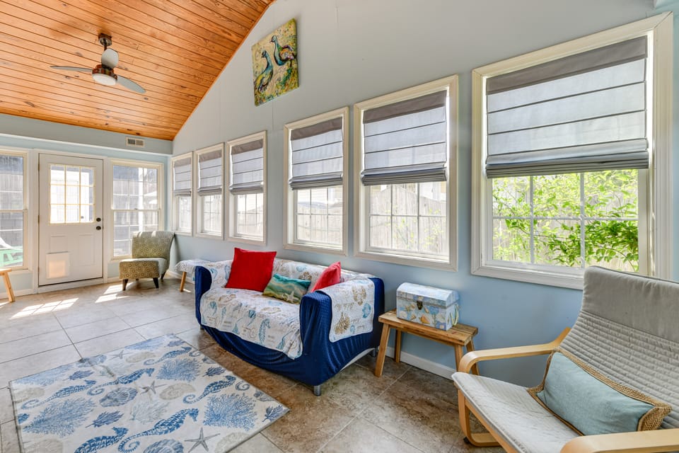 Fish, Swim & Boat: Colonial Beach Bungalow House in Colonial Beach