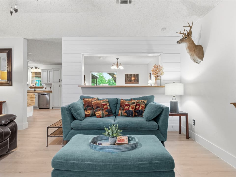 Quite Peace w/ Starry Nights: Ranch Home in Azle House in Fort Worth