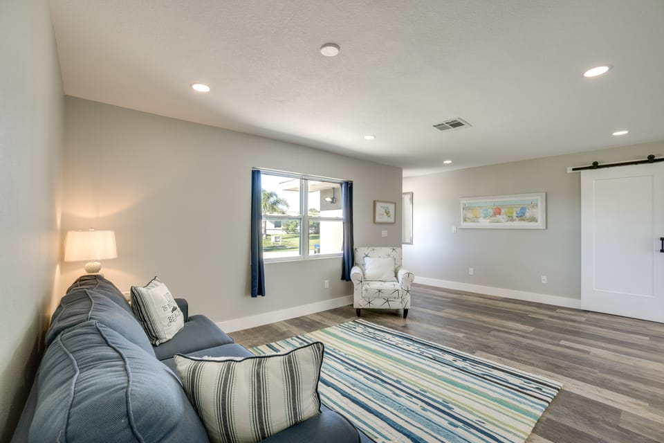 Canal-Front Home w/ Dock & Patio in North Port House in North Port