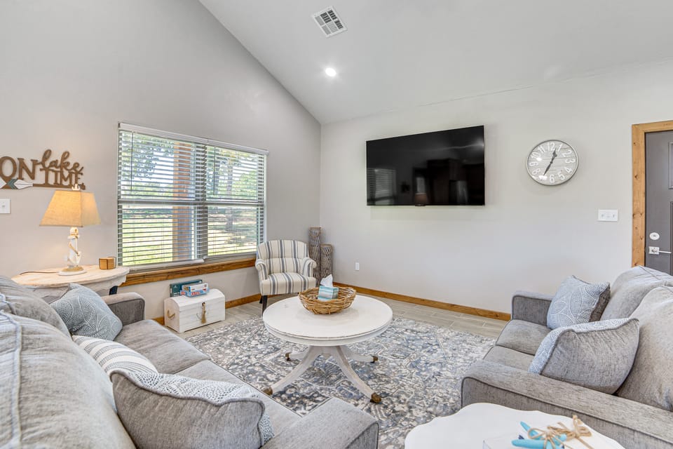 1 Mi to Lake Texoma: Expansive Outdoorsy Escape! House in Lake Texoma