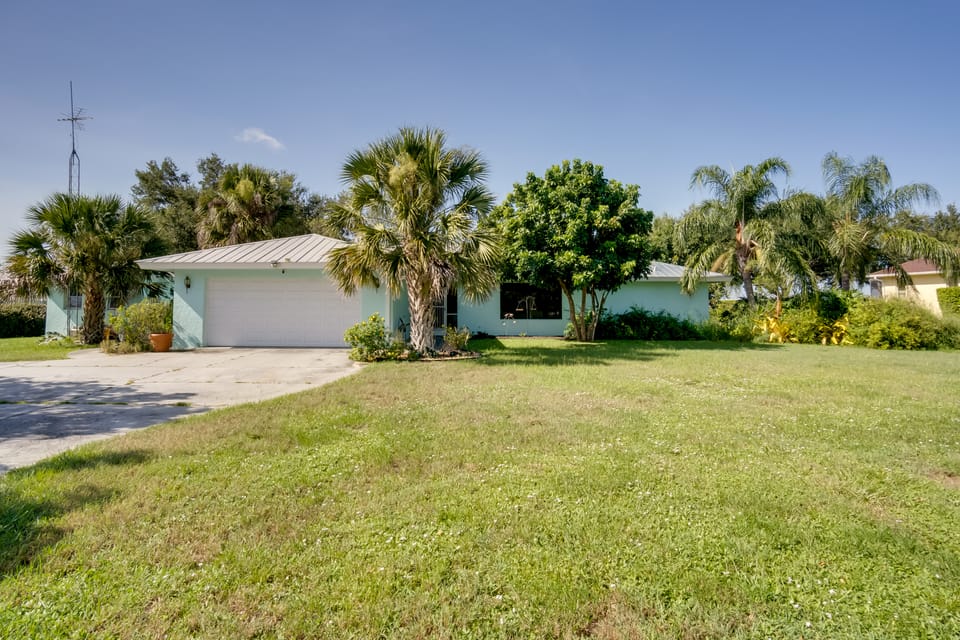 Heated Pool + Lanai: Peaceful Punta Gorda Stay House in Florida