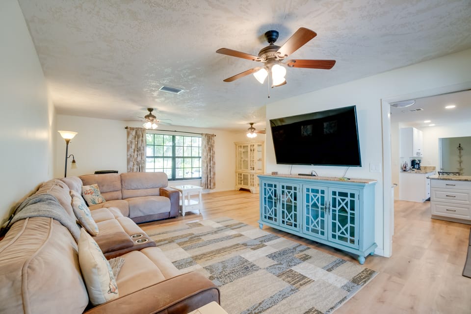 Heated Pool + Lanai: Peaceful Punta Gorda Stay House in Florida