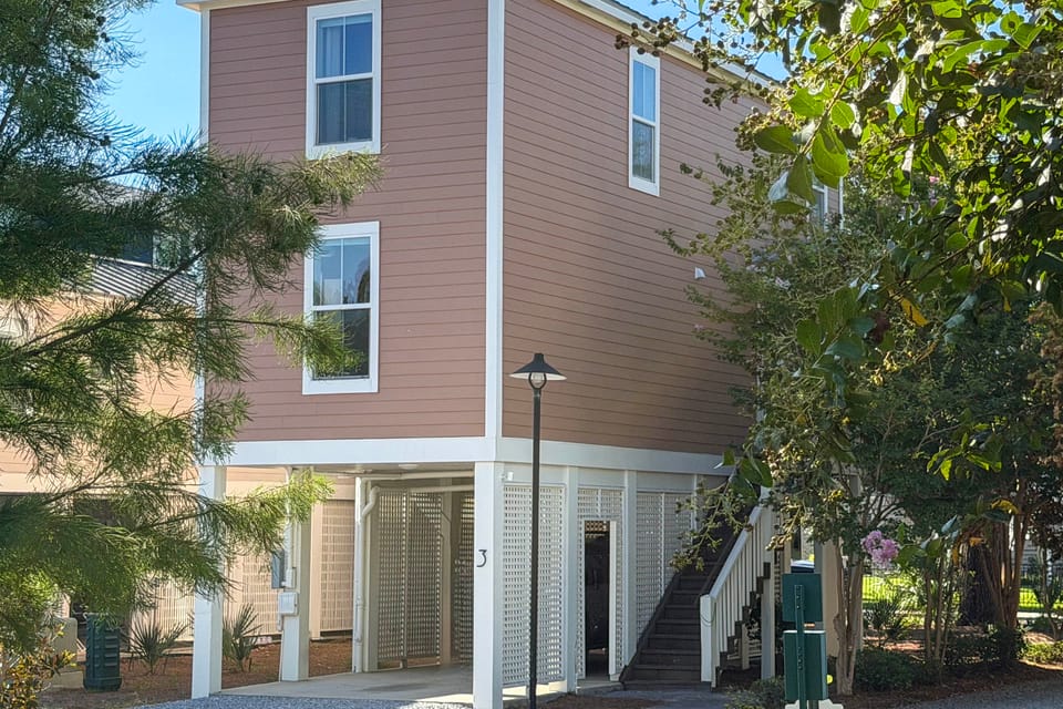 Walk to Beach: Cottage w/ Yard in Pass Christian! Cottage in Pass Christian