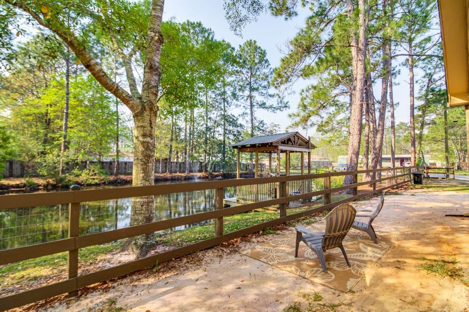 Spacious Yard! Navarre Home in Quiet Neighborhood House in Florida