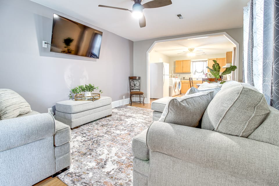 Private Patio: Cargo District, Dtwn Wilmington Apt Apartment in Wilmington