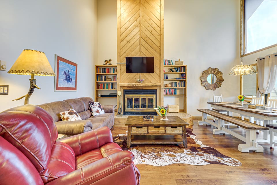 Shanty Creek Family Condo w/ Schuss Mountain Views Apartment in Michigan