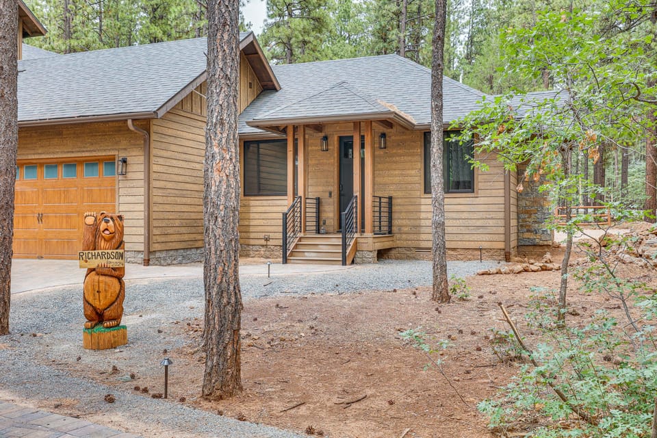 Contemporary & Cozy! Pinetop Country Club Casita Cottage in Arizona