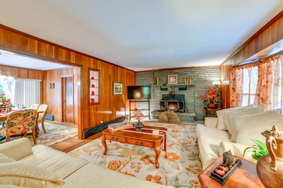 Serene Home w/ On-Site Brook in Callicoon Center Apartment in Pennsylvania