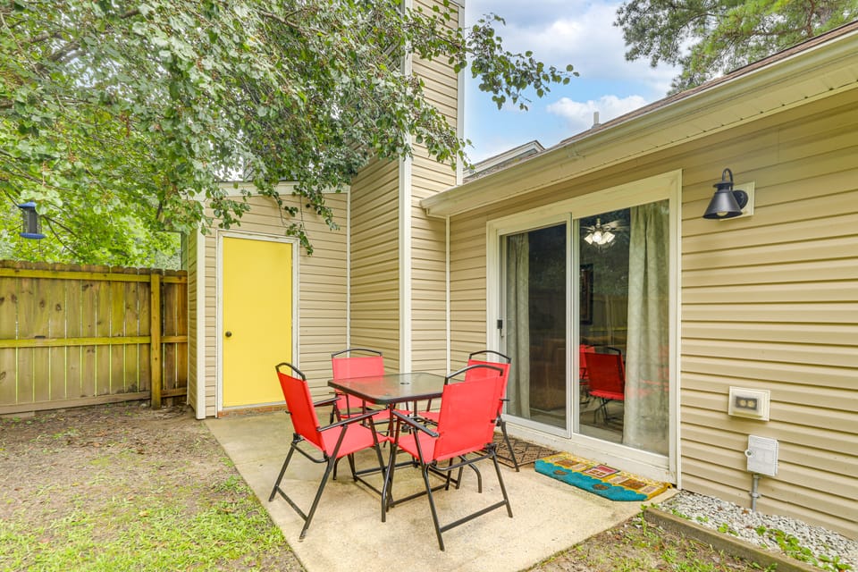 Jacksonville Home By Camp Lejeune, Beaches & More! House in Jacksonville