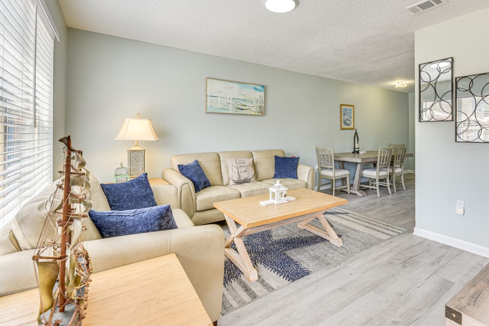 2 Mi to State Park: Dog-Friendly Niceville Home Apartment in Alabama