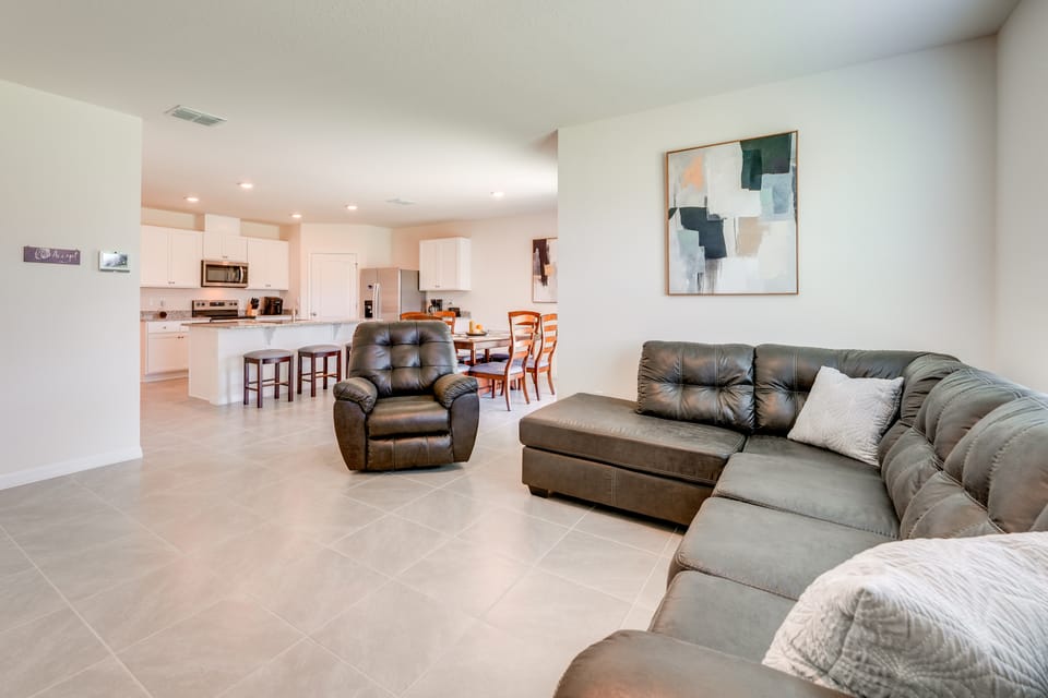 Gated Poinciana Resort: Family-Friendly Escape! House in Osceola County